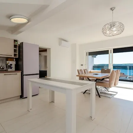 Sea View Summer 1 By Guide Razanac