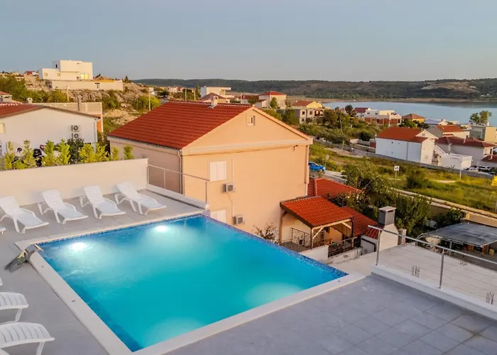 Sea View Summer 1 By Guide * Razanac